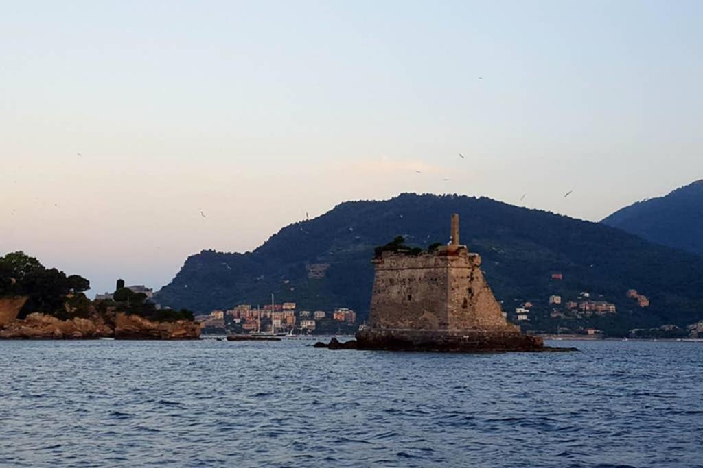 Ferienwohnung Infinity Blue Porto Venere Exterior foto